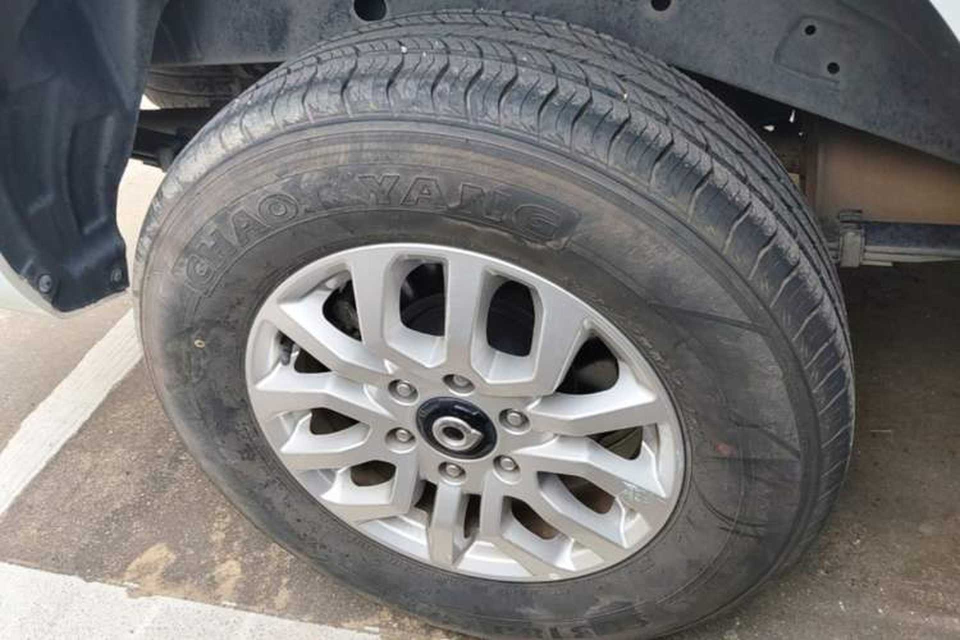 Used Great Wall Poer 2020 2.0T Commercial Version Automatic Diesel 4x4 Elite Long-Box GW4D20M Right Rear Wheel Hub