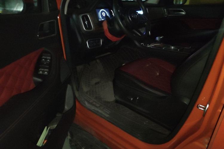 Used Great Wall Poer 2020 2.0T Off-Road Version Automatic Diesel 4x4 Advanced Edition GW4D20M Driver Seat