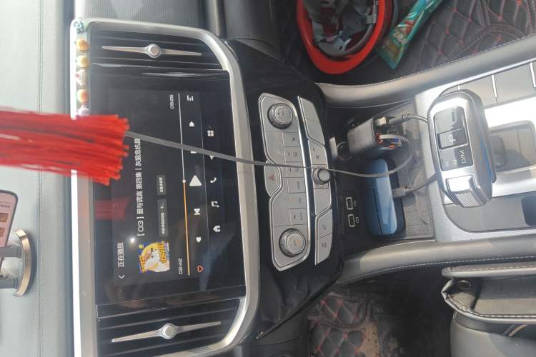 Used Great Wall Poer 2021 2.0T Global Version Automatic Diesel 4x4 Comfort Class Standard Box Trailer Edition GW4D20M Audio And AC Panel