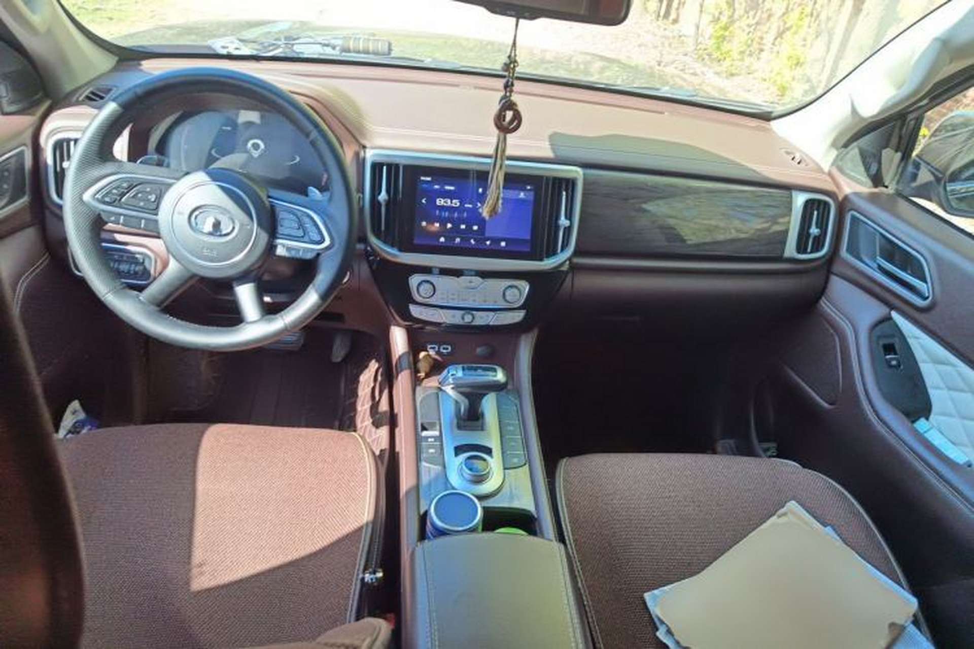 Used Great Wall Poer 2021 2.0T Global Version Automatic Diesel 4x4 Prestige Standard Cab GW4D20M Center Console