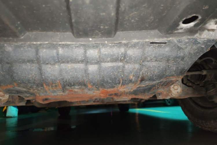 Used Great Wall Poer 2021 2.0T Commercial Version Automatic Diesel 4x4 Navigation-Ready Long-Box GW4D20M Chassis Front