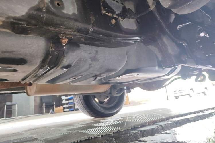 Used Great Wall Poer 2021 2.0T Global Version Automatic Gasoline 4x4 Prestige Standard Cab GW4C20B Chassis Rear Left