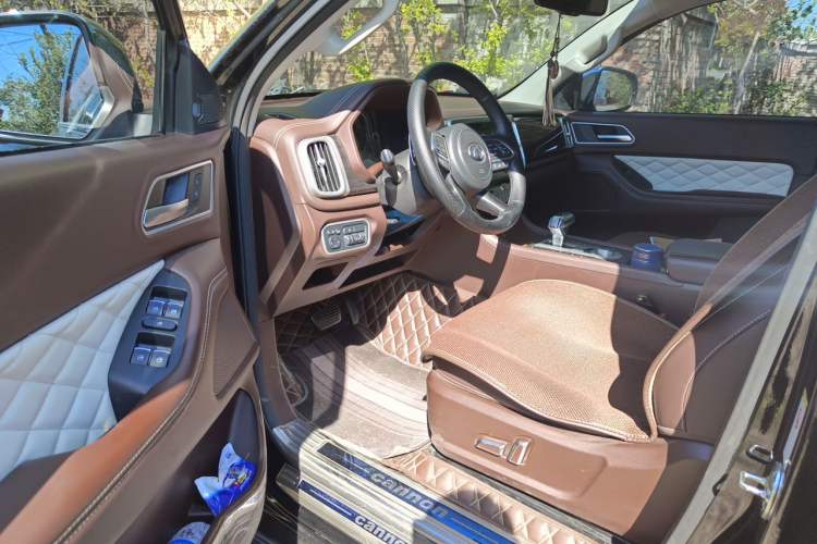 Used Great Wall Poer 2021 2.0T Global Version Automatic Diesel 4x4 Prestige Standard Cab GW4D20M Driver Seat