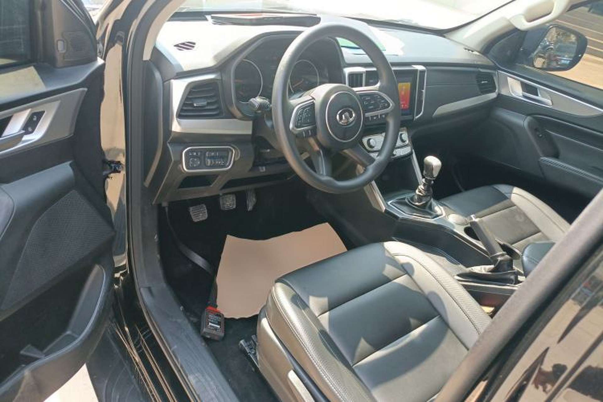 Used Great Wall Poer 2021 2.0T Commercial Version Manual Diesel Two-Wheel Drive Elite Long-Box GW4D20M Driver Seat