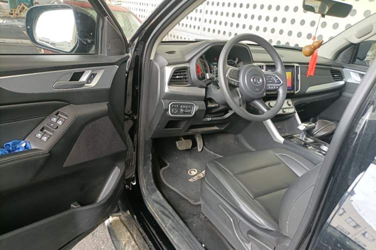 Used Great Wall Poer 2021 2.0T Commercial Version Automatic Diesel Two-Wheel Drive Elite Trim with Long Bed – GW4D20M Driver Seat
