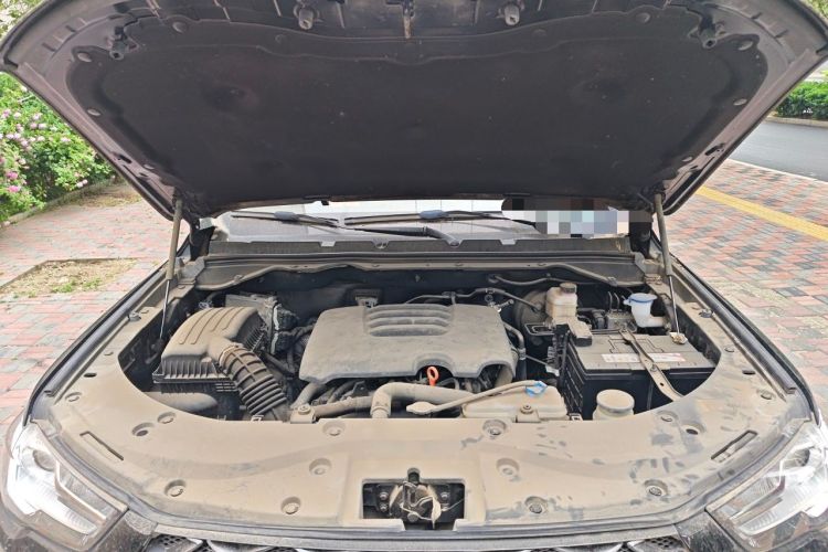 Used Great Wall Poer 2021 2.0T Commercial Version Manual Transmission Gasoline Two-Wheel Drive Elite Trim with Long Bed – GW4C20B Engine Bay