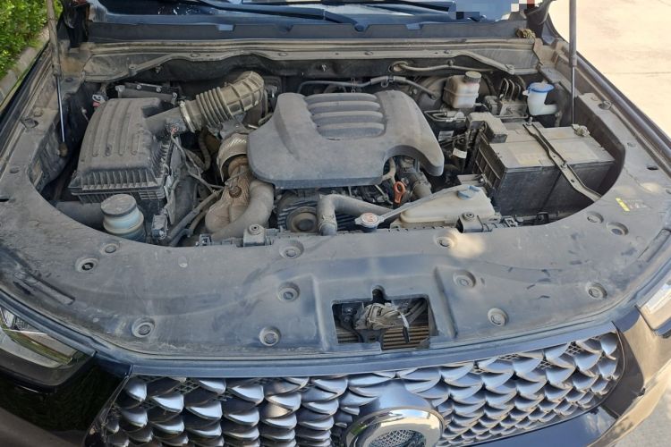 Used Great Wall Poer 2021 2.0T Commercial Version Automatic Diesel Two-Wheel Drive Elite Trim with Long Bed – GW4D20M Engine Bay