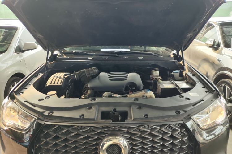 Used Great Wall Poer 2021 2.0T Commercial Version Automatic Diesel Two-Wheel Drive Elite Trim with Long Bed – GW4D20M Engine Bay