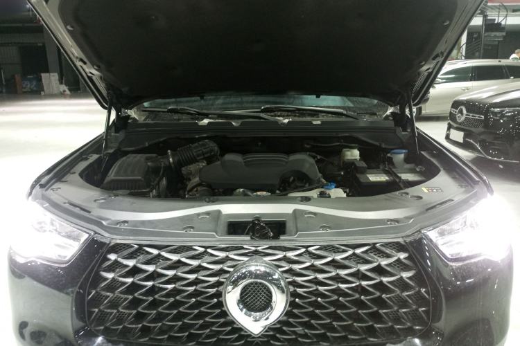 Used Great Wall Poer 2021 2.0T Commercial Version Automatic Diesel Two-Wheel Drive Elite Trim with Long Bed – GW4D20M Engine Bay