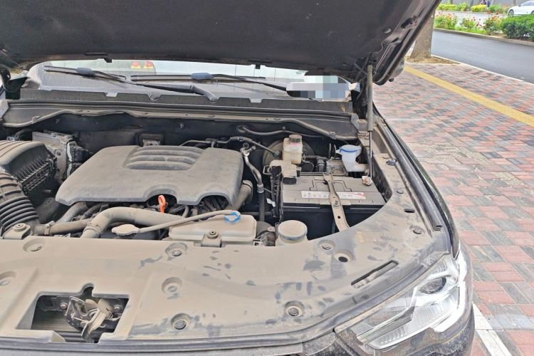 Used Great Wall Poer 2021 2.0T Commercial Version Manual Transmission Gasoline Two-Wheel Drive Elite Trim with Long Bed – GW4C20B Engine Bay Left