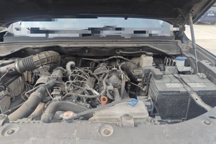 Used Great Wall Poer 2021 2.0T Global Version Automatic Diesel 4x4 Comfort Class Standard Box Trailer Edition GW4D20M Engine Bay Left