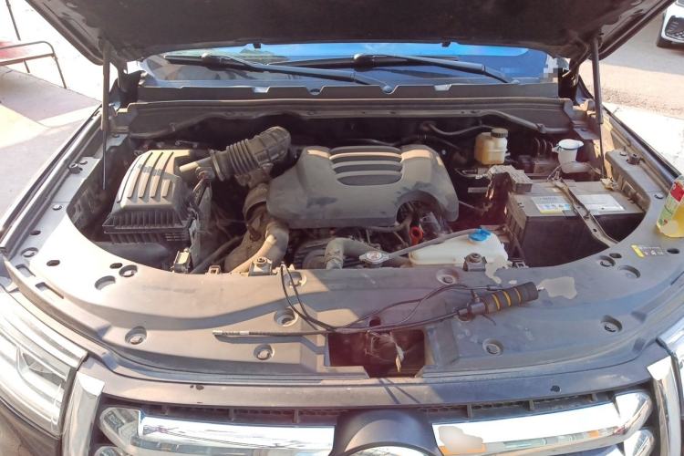 Used Great Wall Poer 2021 2.0T Global Version Automatic Diesel 4x4 Prestige Standard Cab GW4D20M Engine Bay