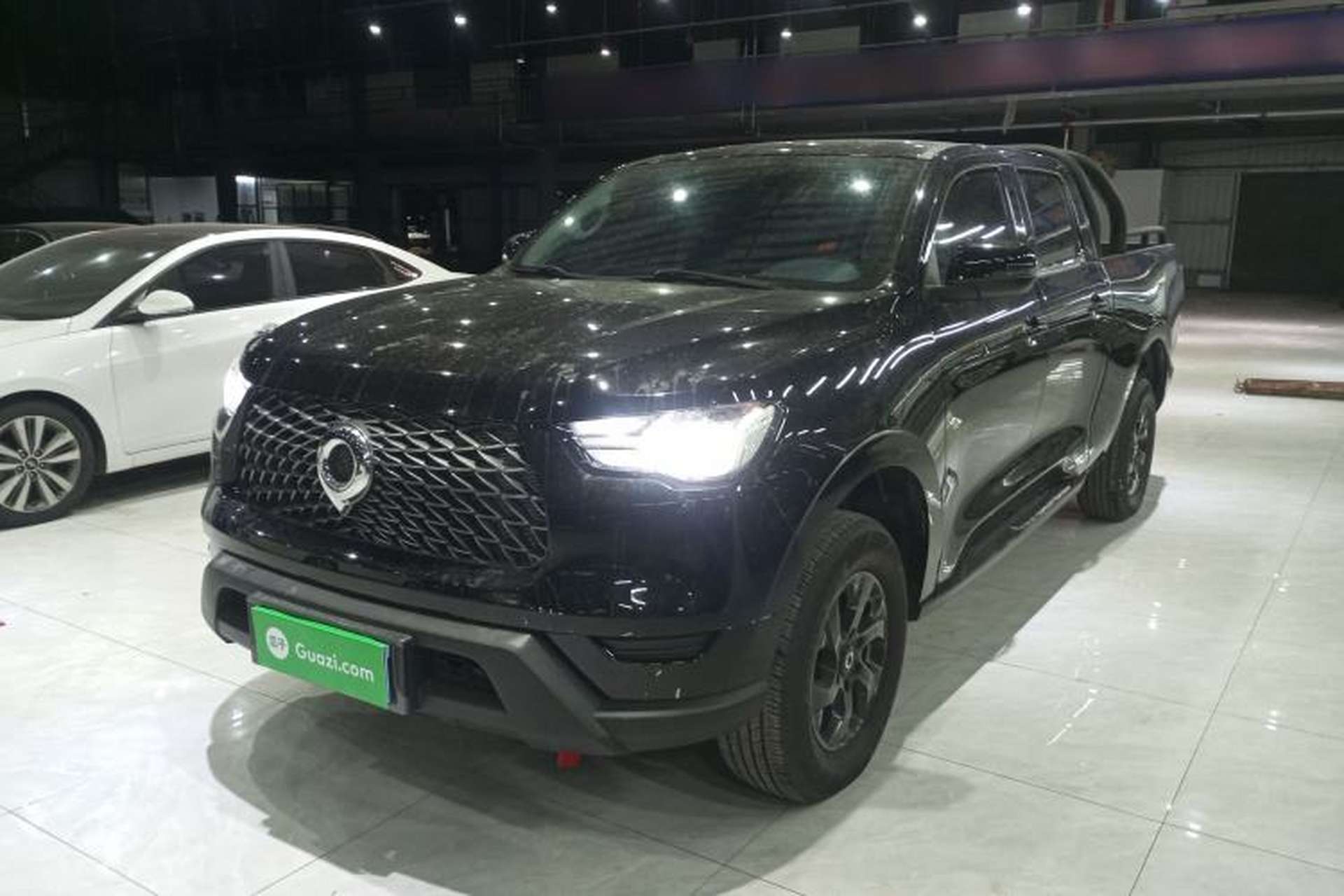 Used Great Wall Poer 2021 2.0T Commercial Version Automatic Diesel Two-Wheel Drive Elite Trim with Long Bed – GW4D20M Front Left 45 Deg