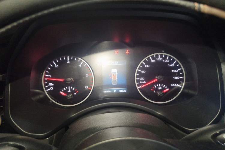 Used Great Wall Poer 2021 2.0T Commercial Version Automatic Diesel Two-Wheel Drive Elite Trim with Long Bed – GW4D20M Instrument Cluster