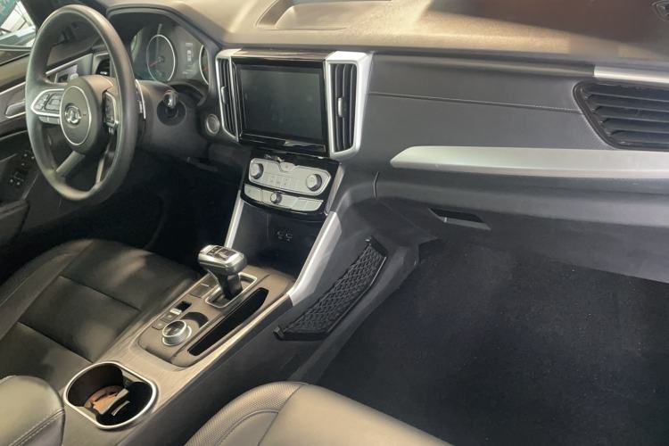 Used Great Wall Poer 2021 2.0T Commercial Version Automatic Diesel 4x4 Elite Long-Box GW4D20M Interior 3