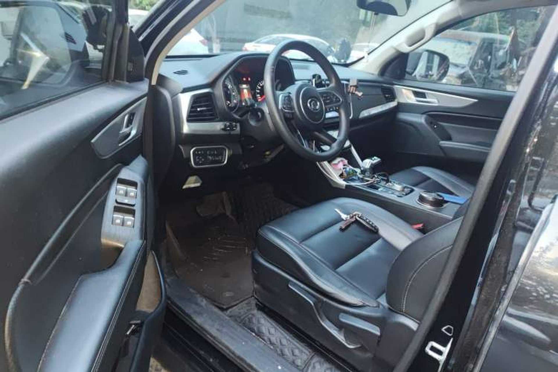 Used Great Wall Poer 2021 2.0T Commercial Version Automatic Diesel 4x4 Elite Standard Box GW4D20M Interior 3