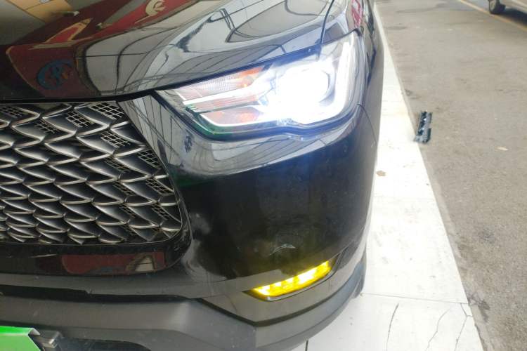 Used Great Wall Poer 2021 2.0T Commercial Version Manual Diesel 4x4 Elite Long-Box GW4D20M Left Front Headlight
