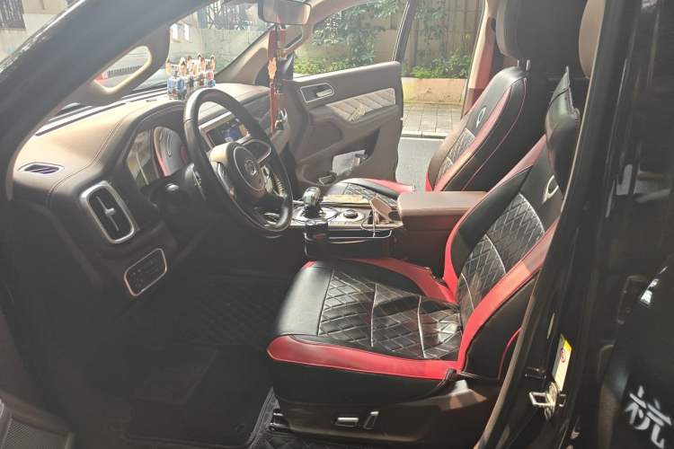 Used Great Wall Poer 2021 2.0T Global Version Automatic Gasoline 4x4 Prestige Standard Cab GW4C20B Left Front Seat