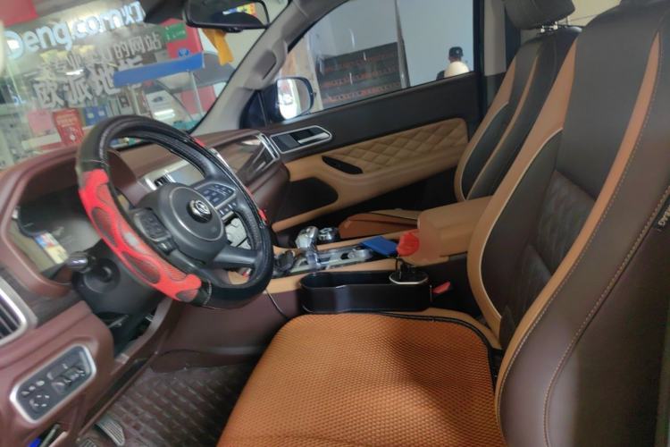 Used Great Wall Poer 2021 2.0T Global Version Automatic Gasoline 4x4 Comfort Trim Standard Cab GW4C20B Left Front Seat