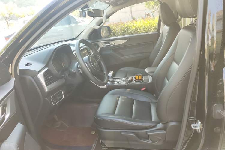 Used Great Wall Poer 2021 2.0T Commercial Version Automatic Diesel 4x4 Elite Long-Box GW4D20M Left Front Seat