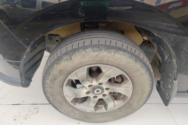Used Great Wall Poer 2021 2.0T Commercial Version Manual Diesel 4x4 Elite Long-Box GW4D20M Left Front Wheel Hub