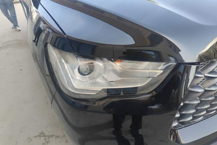 Used Great Wall Poer 2021 2.0T Commercial Version Automatic Diesel Two-Wheel Drive Navigation Type Long Bed – GW4D20M Right Front Headlight