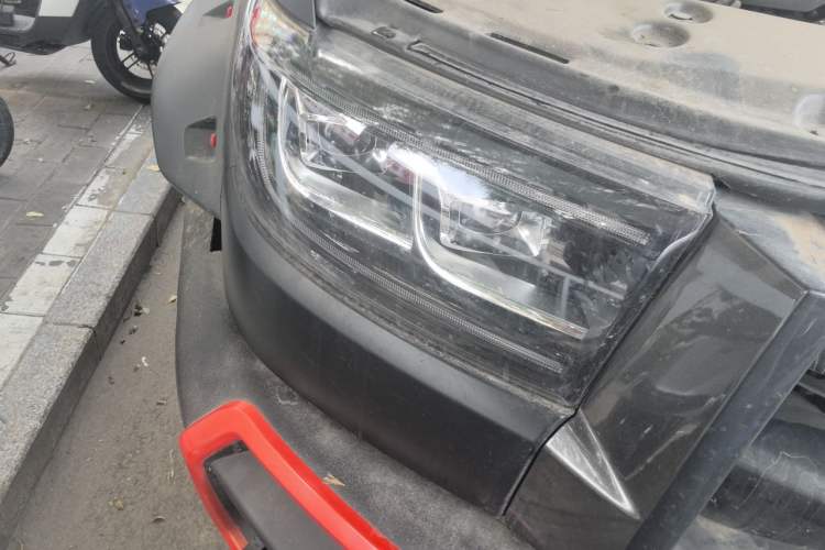 Used Great Wall Poer 2021 2.0T Black Bullet Special Edition GW4C20B Right Front Headlight