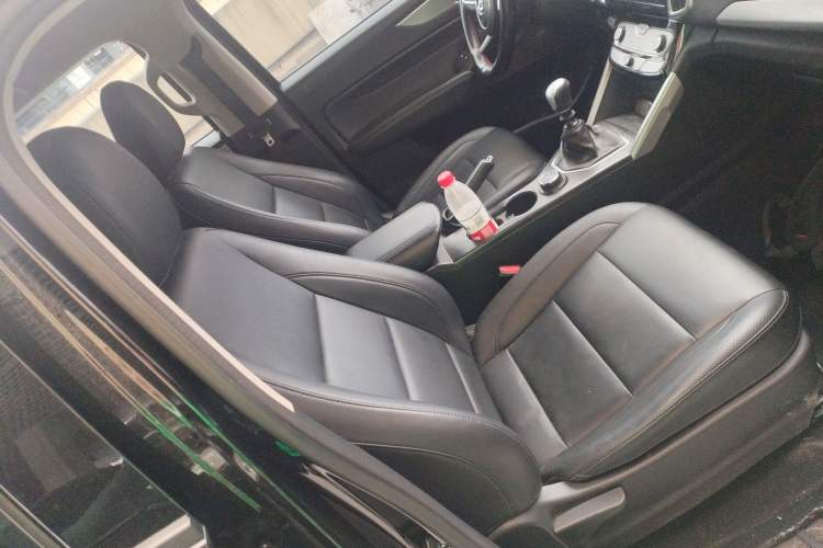 Used Great Wall Poer 2021 2.0T Commercial Version Manual Diesel 4x4 Elite Long-Box GW4D20M Right Front Seat