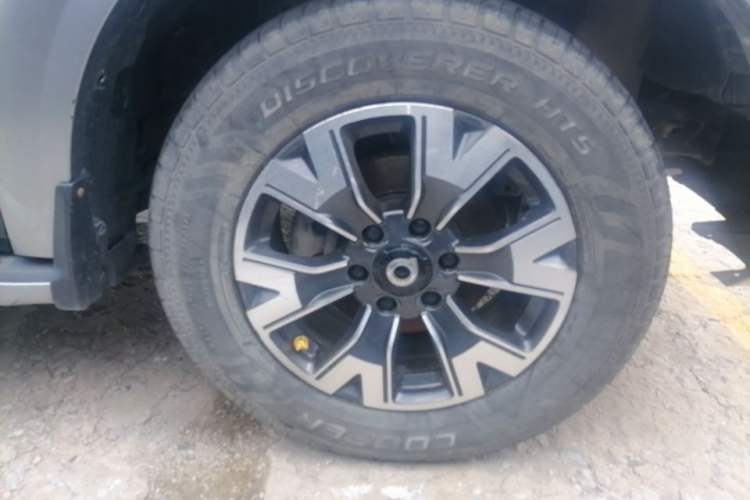 Used Great Wall Poer 2021 2.0T Global Version Automatic Gasoline 4x4 Prestige Standard Cab GW4C20B Right Front Wheel Hub