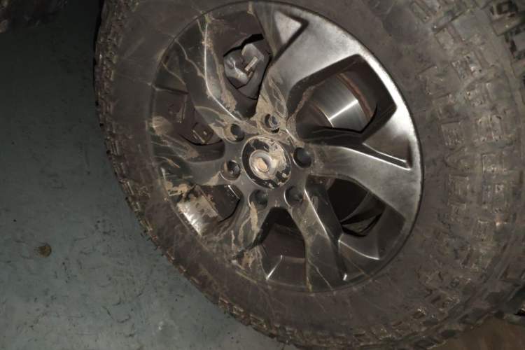 Used Great Wall Poer 2021 2.0T Commercial Version Automatic Diesel 4x4 Navigation-Ready Long-Box GW4D20M Right Front Wheel Hub