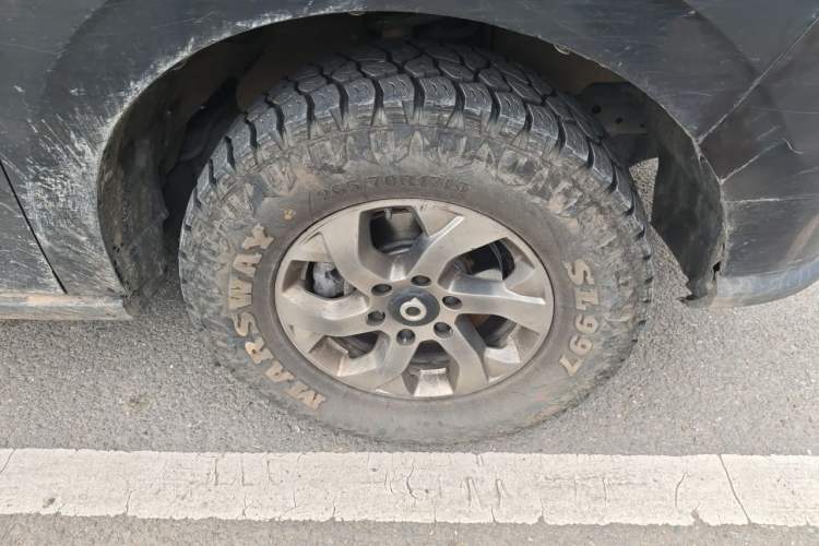 Used Great Wall Poer 2021 2.0T Commercial Version Automatic Diesel Two-Wheel Drive Elite Trim with Long Bed – GW4D20M Right Front Wheel Hub