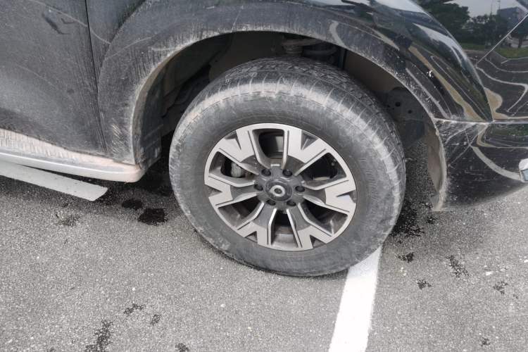 Used Great Wall Poer 2021 2.0T Global Version Passenger Automatic Diesel Two-Wheel Drive Comfort Trim Standard Cab GW4D20M Right Front Wheel Hub