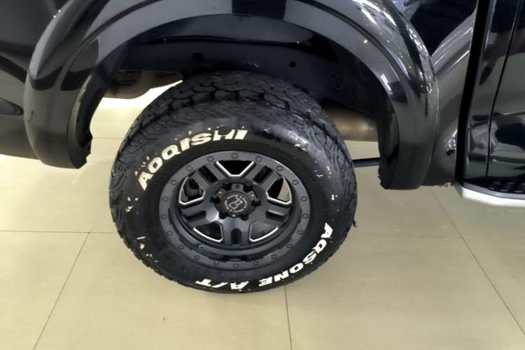 Used Great Wall Poer 2021 2.0T Global Version Automatic Diesel 4x4 Comfort Trim Standard Box GW4D20M Right Rear Wheel Hub