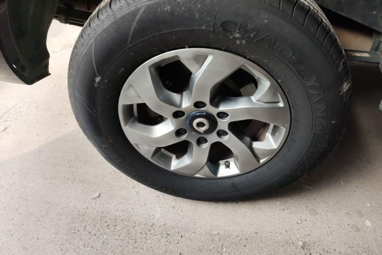 Used Great Wall Poer 2021 2.0T Commercial Version Automatic Diesel Two-Wheel Drive Elite Trim with Long Bed – GW4D20M Right Rear Wheel Hub