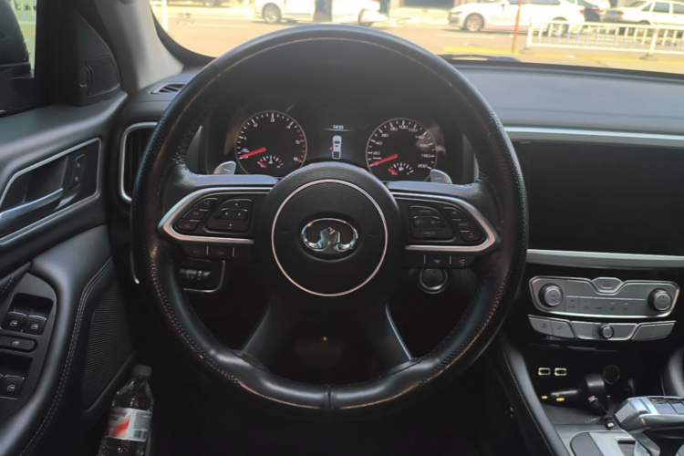 Used Great Wall Poer 2021 2.0T Global Version Automatic Diesel 4x4 Comfort Trim Standard Box GW4D20M Steering Wheel