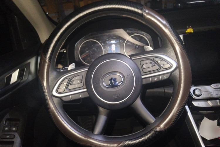 Used Great Wall Poer 2021 2.0T Commercial Version Automatic Diesel Two-Wheel Drive Elite Trim with Long Bed – GW4D20M Steering Wheel