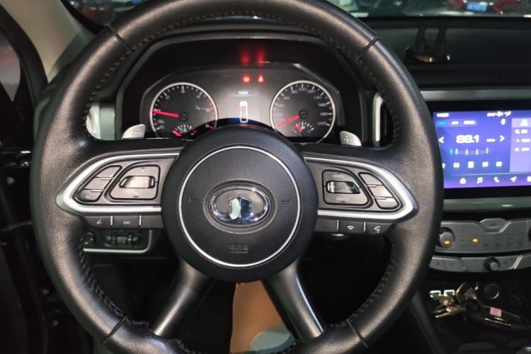 Used Great Wall Poer 2021 2.0T Global Version Automatic Diesel 4x4 Comfort Class Standard Box Trailer Edition GW4D20M Steering Wheel
