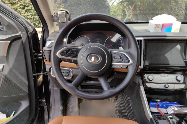 Used Great Wall Poer 2021 2.0T Commercial Version Automatic Diesel 4x4 Elite Long-Box GW4D20M Steering Wheel