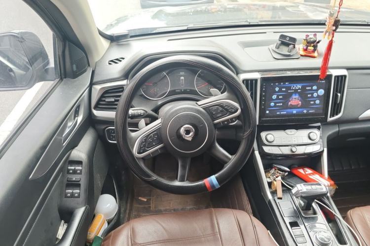 Used Great Wall Poer 2021 2.0T Commercial Version Automatic Diesel Two-Wheel Drive Elite Trim with Long Bed – GW4D20M Steering Wheel