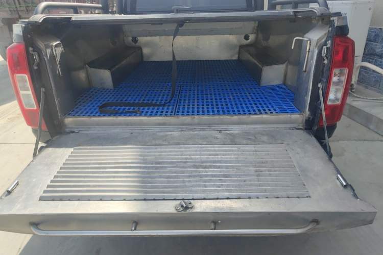 Used Great Wall Poer 2021 2.0T Commercial Version Automatic Diesel Two-Wheel Drive Navigation Type Long Bed – GW4D20M Trunk