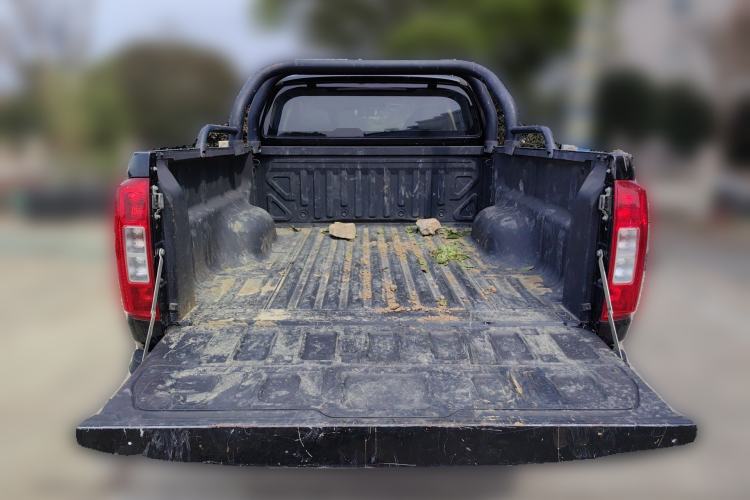 Used Great Wall Poer 2021 2.0T Commercial Version Automatic Diesel 4x4 Elite Long-Box GW4D20M Trunk