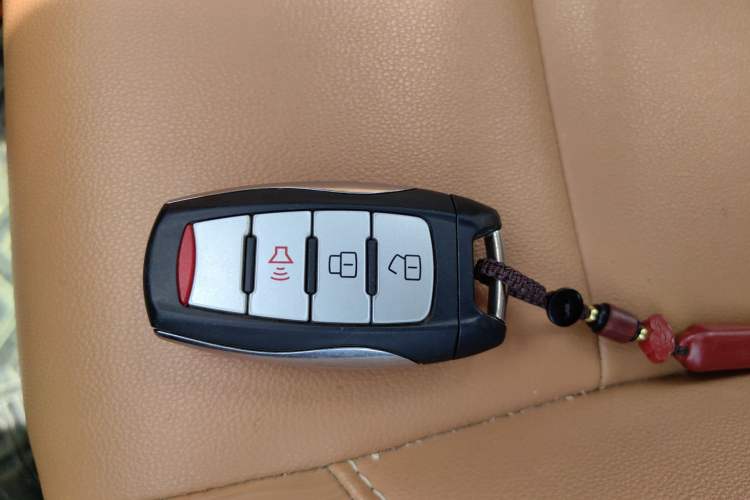 Used Great Wall Poer 2021 2.0T Commercial Version Automatic Diesel 4x4 Elite Long-Box GW4D20M Vehicle Key