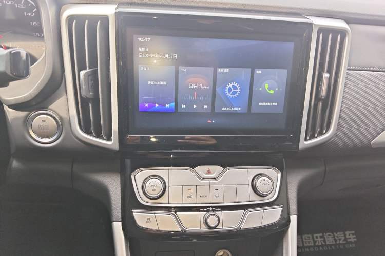 Used Great Wall Poer 2021 2.0T Commercial Version Automatic Diesel Two-Wheel Drive Elite Trim with Long Bed – GW4D20M Audio And AC Panel