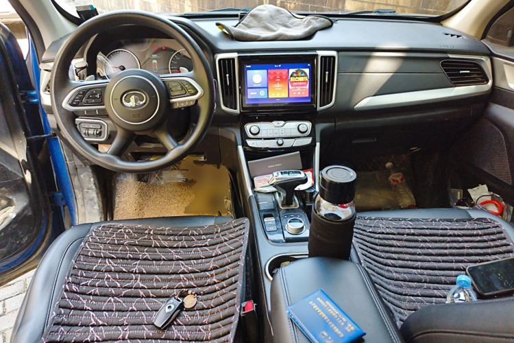 Used Great Wall Poer 2021 2.0T Commercial Version Automatic Diesel 4x4 Elite Long-Box GW4D20M Center Console