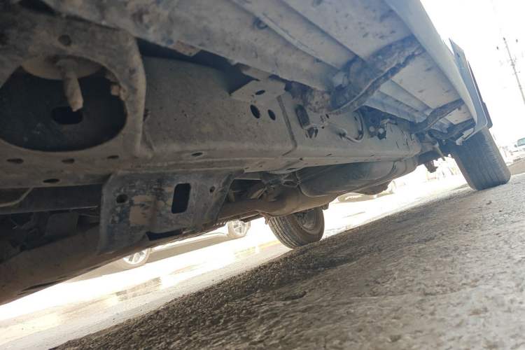 Used Great Wall Poer 2021 2.0T Commercial Version Manual Diesel 4x4 Elite Long-Box GW4D20M Chassis Front Left