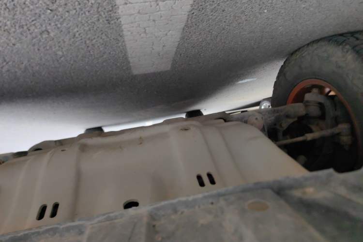 Used Great Wall Poer 2021 2.0T Commercial Version Automatic Diesel 4x4 Elite Long-Box GW4D20M Chassis Front