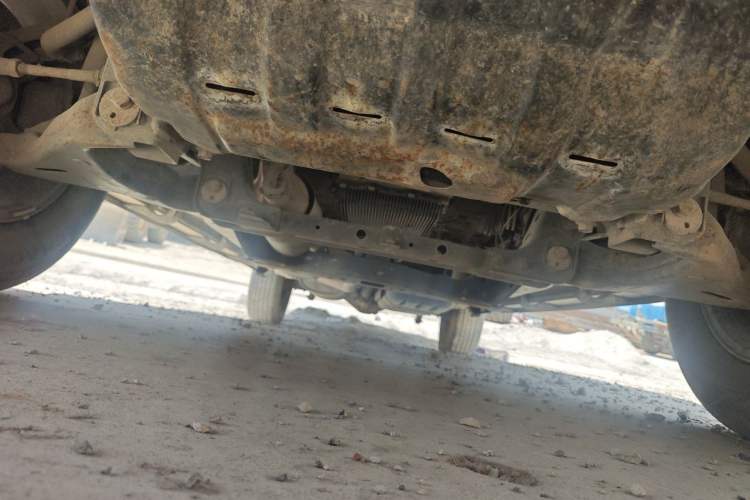 Used Great Wall Poer 2021 2.0T Commercial Version Automatic Diesel Two-Wheel Drive Elite Trim with Long Bed – GW4D20M Chassis Front