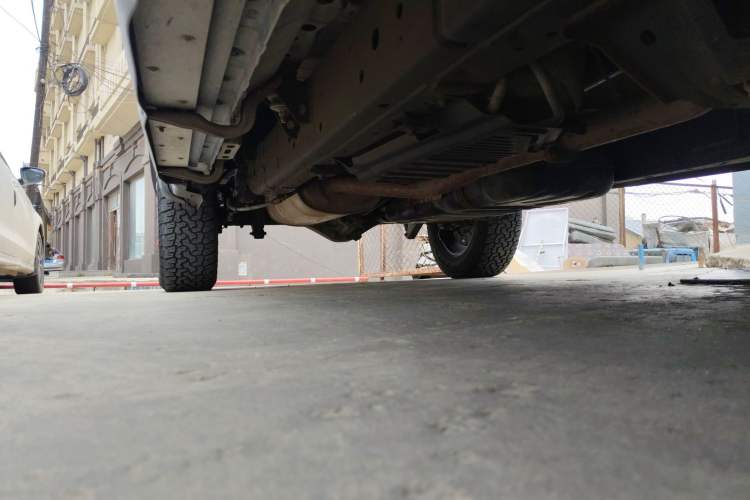 Used Great Wall Poer 2021 2.0T Commercial Version Manual Diesel 4x4 Elite Long-Box GW4D20M Chassis Front Right