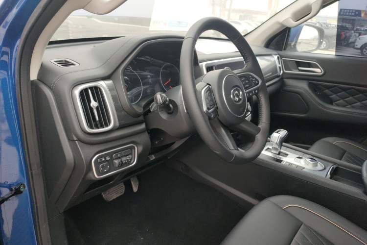Used Great Wall Poer 2021 2.0T Global Version Automatic Diesel 4x4 Comfort Trim Standard Box GW4D20M Driver Seat