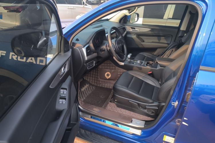 Used Great Wall Poer 2021 2.0T Commercial Version Automatic Diesel 4x4 Elite Long-Box GW4D20M Driver Seat